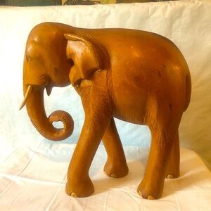 Elephant LARGE! handcrafted Thailand 15” wood carved realistic Asian eco friend